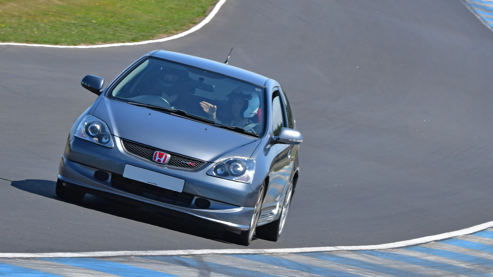 Performance Driving Course Image 4 Performance Driving Experience at Knockhill Racing Circuit, 1 to 1 tuition at Scotland's National Motorsport Centre