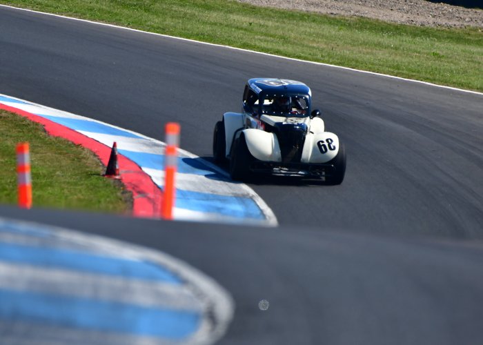 Legends Experience Weekdays at Knockhill Racing Circuit Ltd