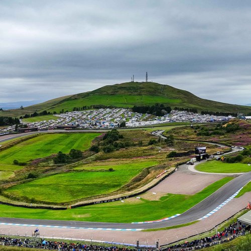 Information for visitors with disabilities and their carers at Knockhill Racing Circuit. 
How to apply for free carer tickets and reserve Blue Badge parking spaces during Superbikes & British Touring Car racing  events.